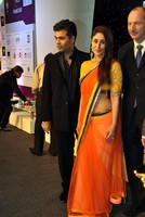 Kareena Kapoor Hot Saree Photos